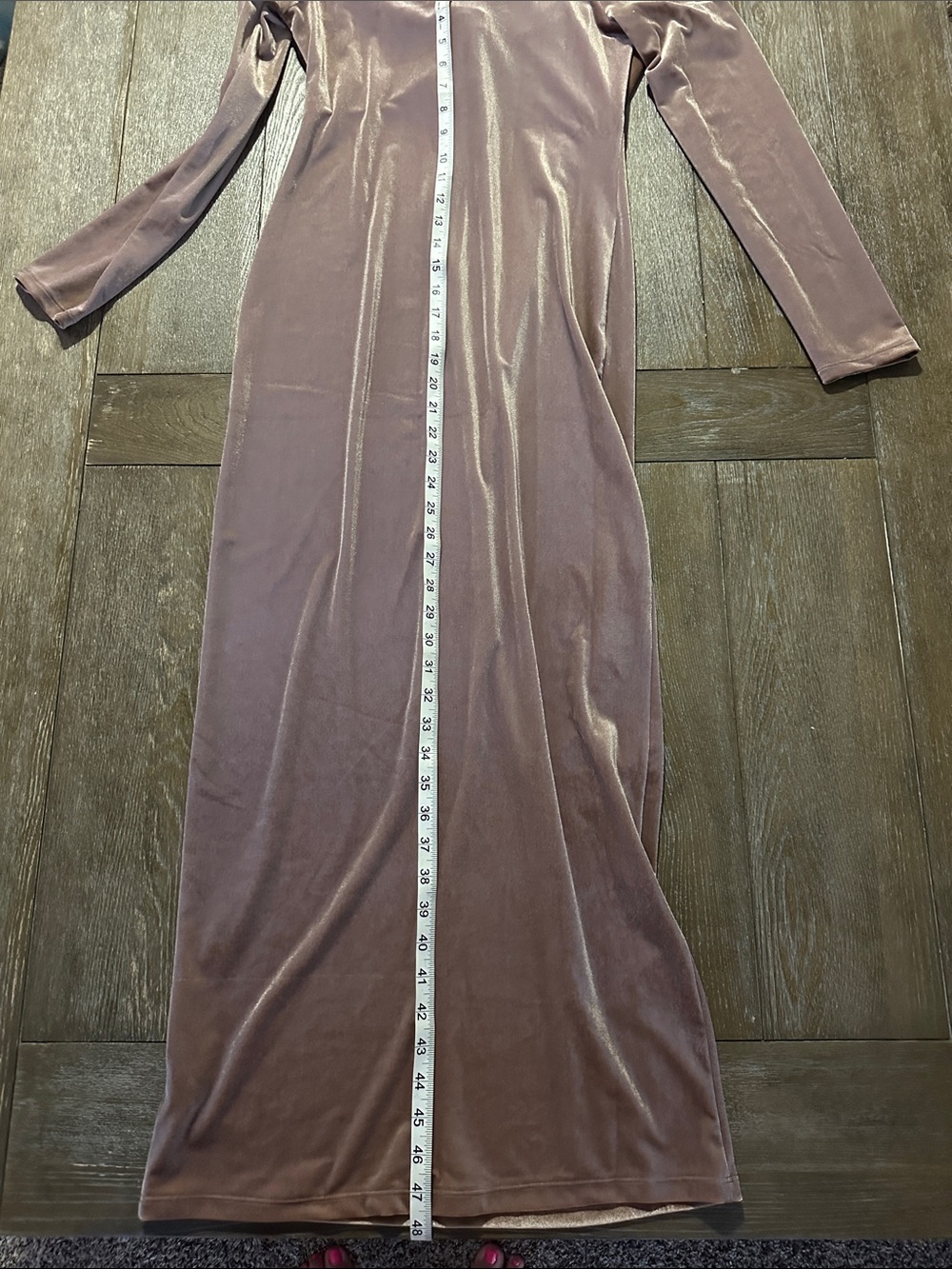 Old Navy Off-Shoulder Velvet Maxi Dress in Mauve women’s size Small - Picture 6 of 6